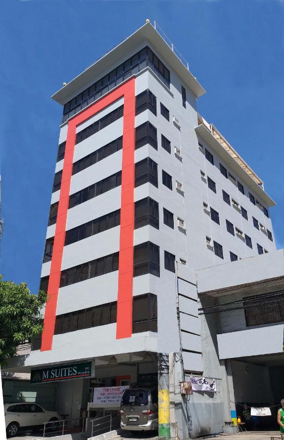 M Suites Hotel Makati City Exterior photo