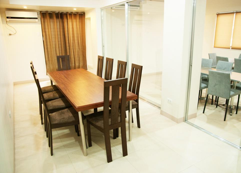 M Suites Hotel Makati City Exterior photo